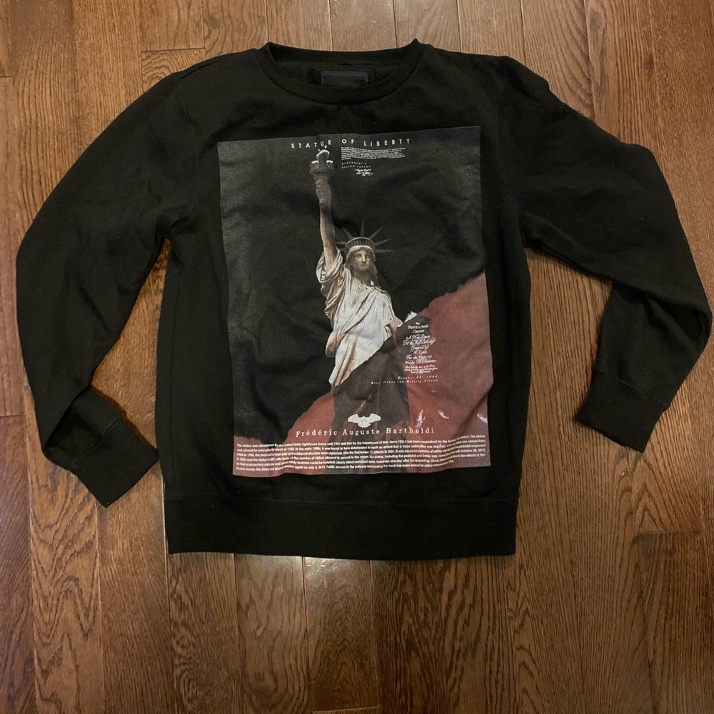 Statue of Liberty sweatshirt crewneck
